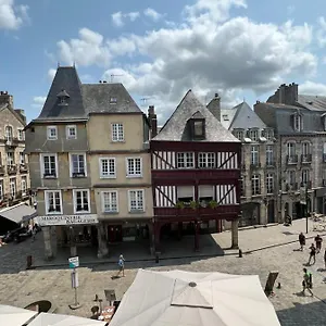 Eglantine 14 Centre Historique De France