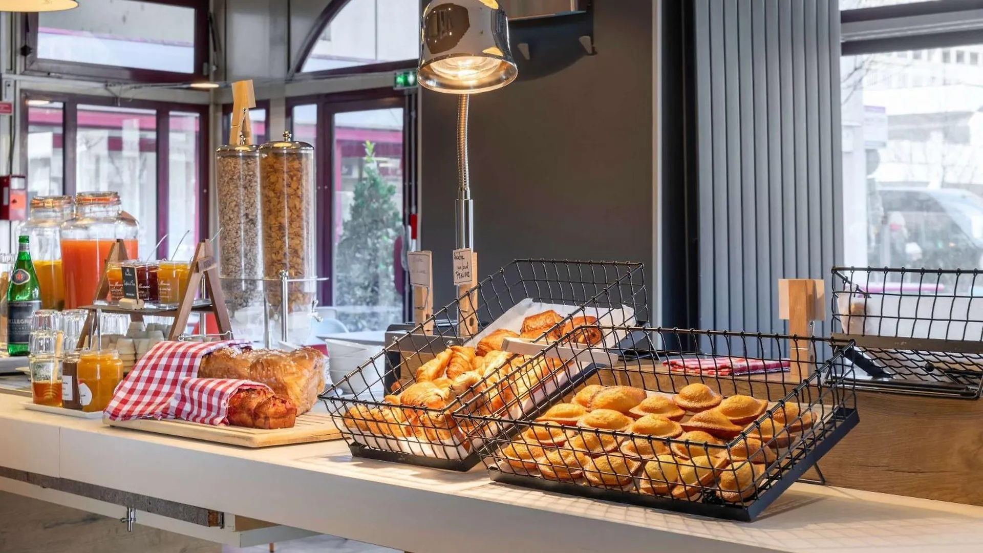 Hotel Ibis Lyon Part Dieu Les Halles
