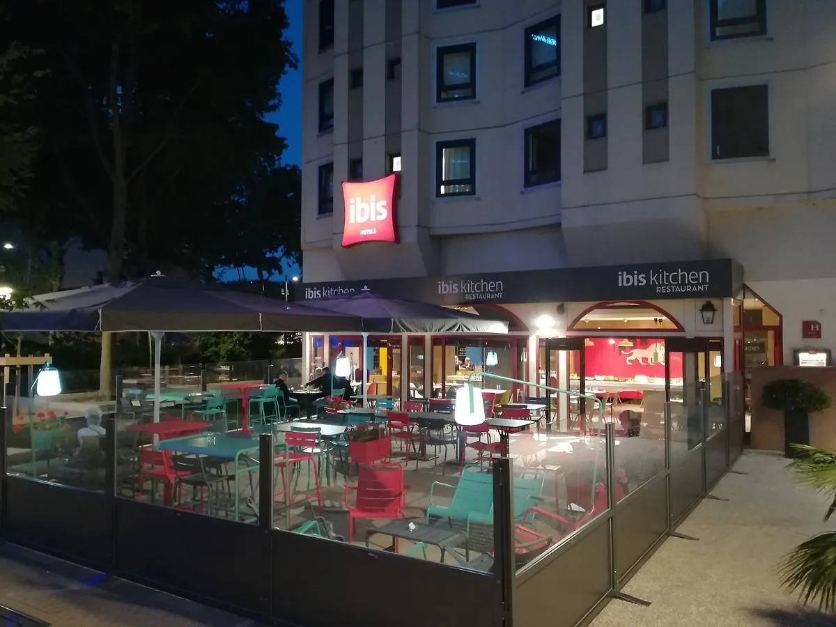 Ibis Lyon Part Dieu Les Halles Hotel