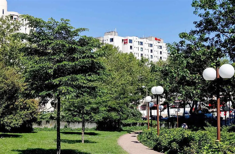 Ibis Lyon Part Dieu Les Halles 3*,  France