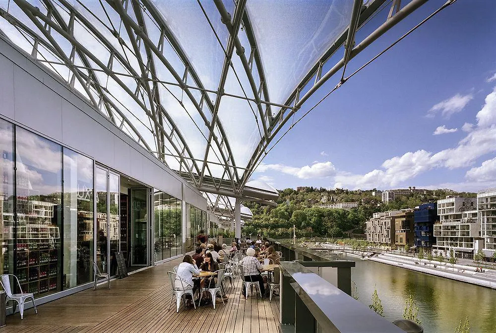 Ibis Lyon Part Dieu Les Halles Hotel